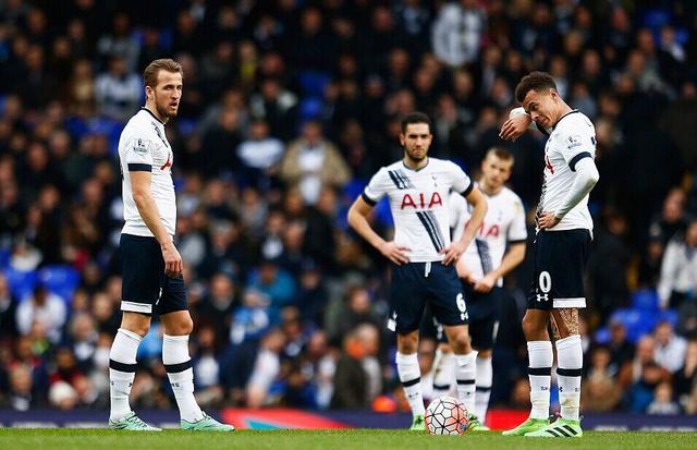 记者：曼奇尼执教萨德年薪1100万欧，成为世界薪酬第9高教练（媒体称曼奇尼执教萨德，年薪1100万欧位列全球教练薪酬第九）