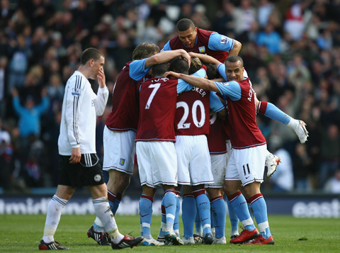 另类追星！美女主持张纯烨与偶像张稀哲一起合拍舞蹈视频（花式追星！人气主持张纯烨与偶像张稀哲同框合拍舞蹈视频）