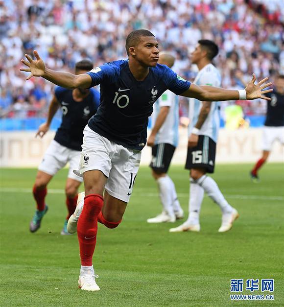 在休斯顿感受如何？杜兰特母亲：他太喜欢这里了，一切都很棒（杜兰特母亲谈休斯顿：他非常喜欢这里，一切都很棒）