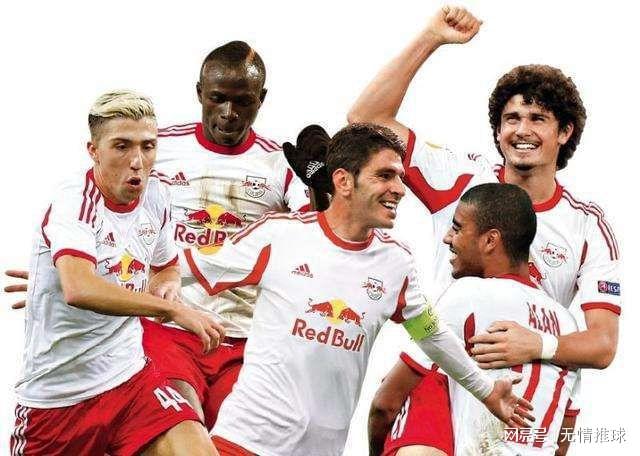 评论丨2025赛季中超联赛落幕：足球的“冷”和群众的“热”（评论丨2025赛季中超收官：场内“冷”，场外“热”）