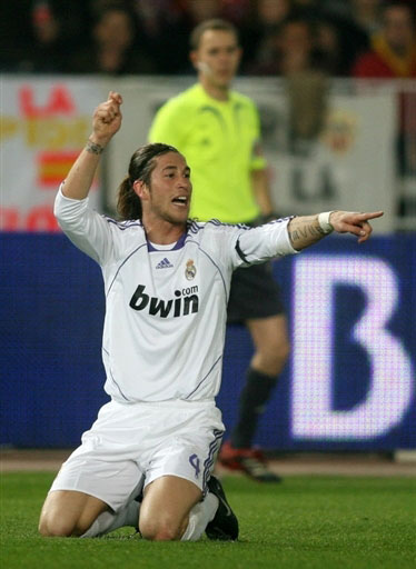 东体：申花有3名外援合同到期，与广岛一战是最后机遇（东体：申花三外援合同将到期 战广岛成最后机会）