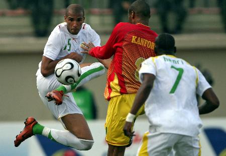 欧洲足球疯狂夜：拜仁造惨案，曼城大胜切尔西爆冷（欧洲足坛疯狂夜：拜仁酿惨案，曼城大捷，切尔西爆冷）